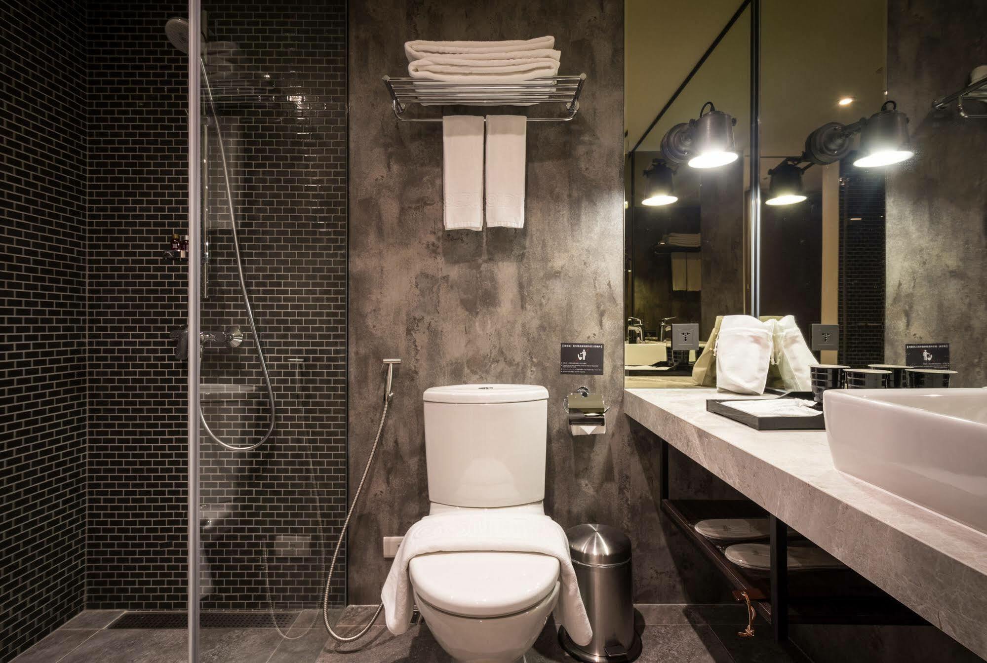 Goldinn Hotel Тайпей Екстериор снимка
