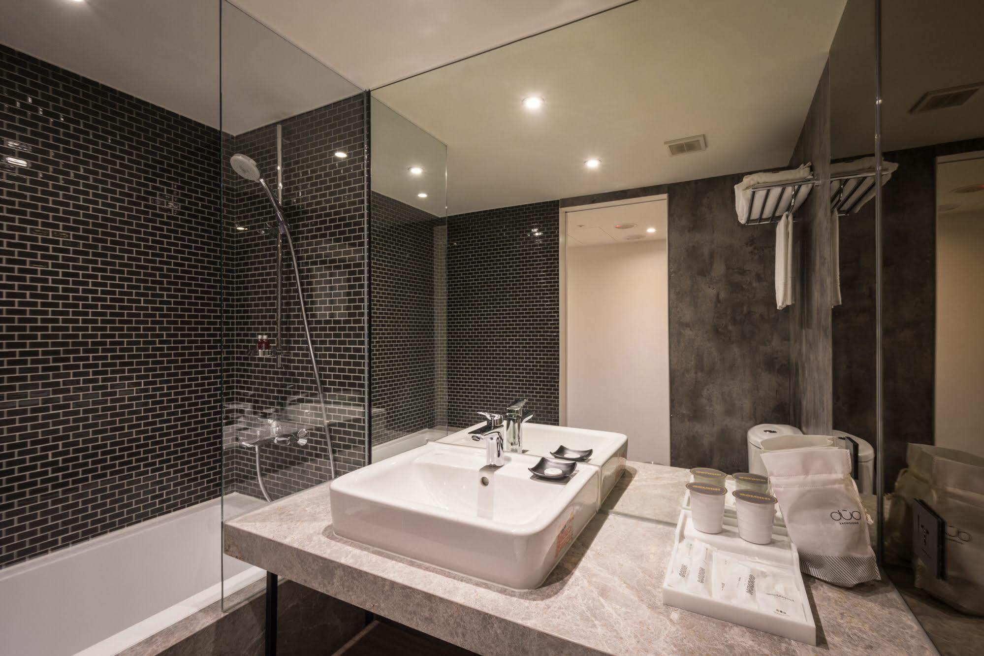Goldinn Hotel Тайпей Екстериор снимка