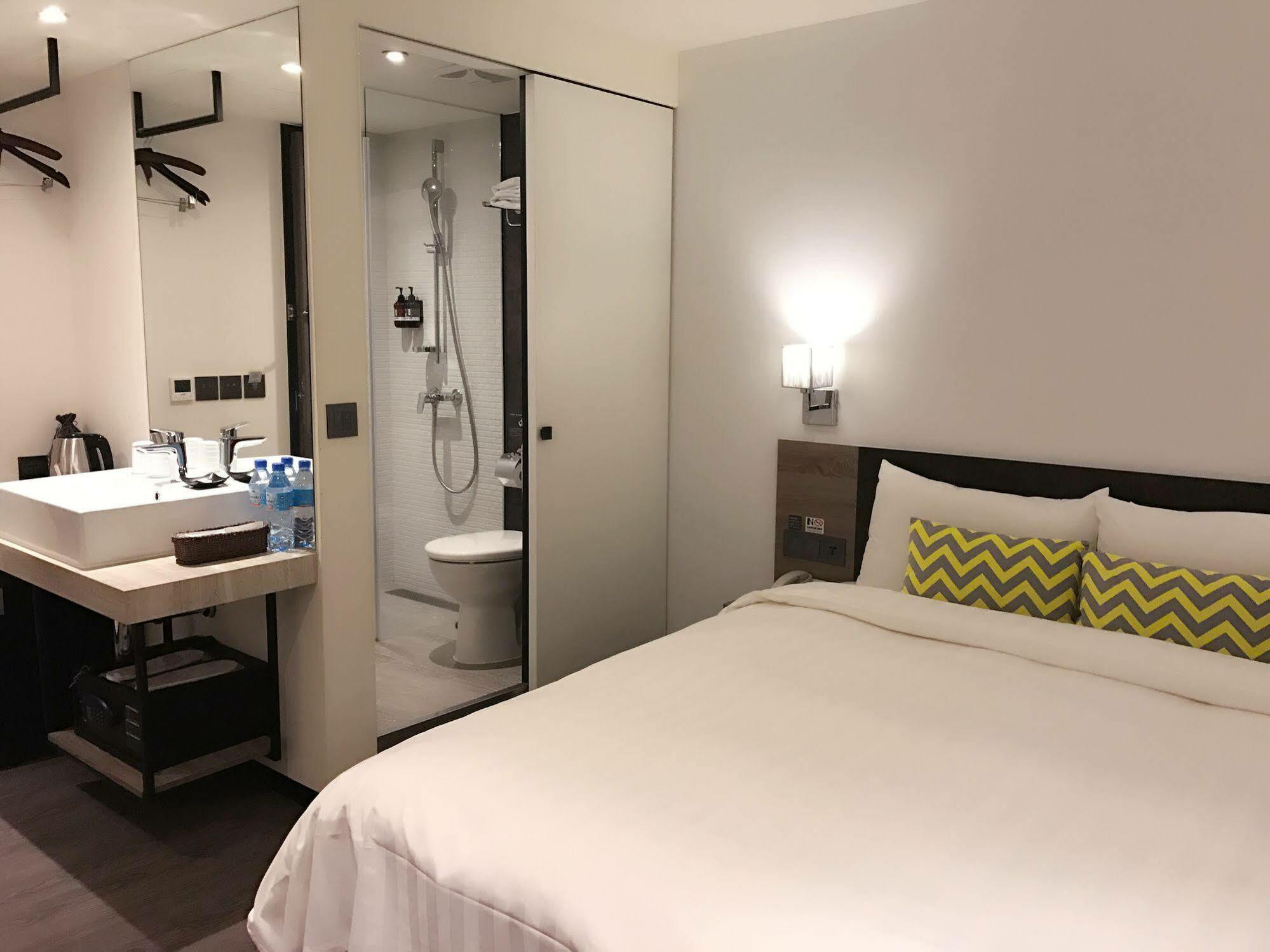 Goldinn Hotel Тайпей Екстериор снимка